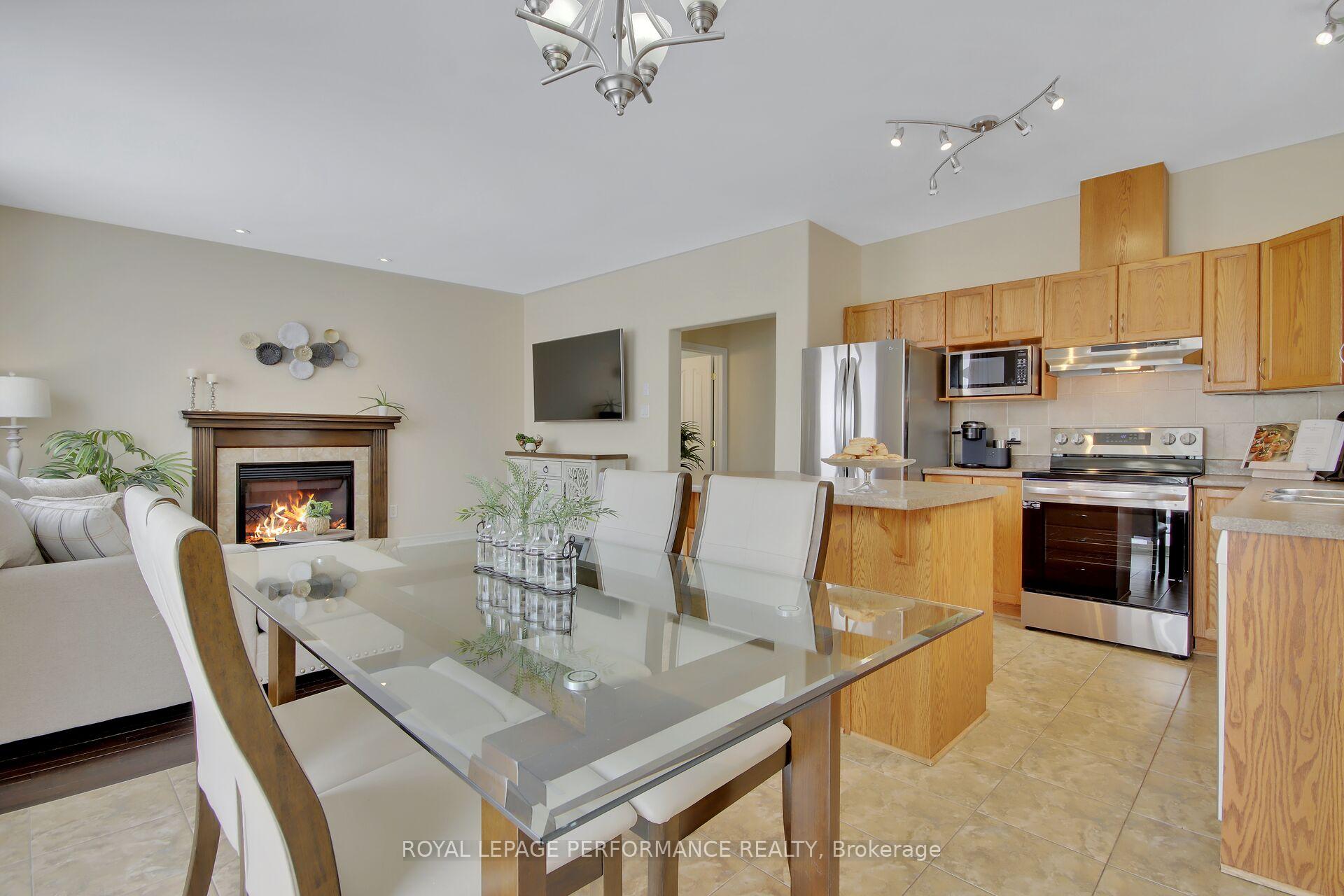 Photo 8 of 1936 Schroeder Crescent, Ottawa, Springridge/East Village — HOMEH