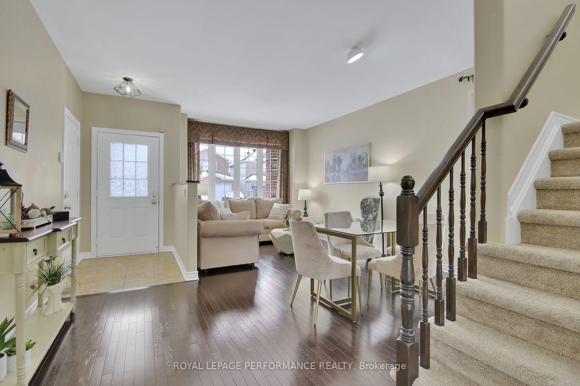 Photo 10 of 1936 Schroeder Crescent, Ottawa, Springridge/East Village — HOMEH