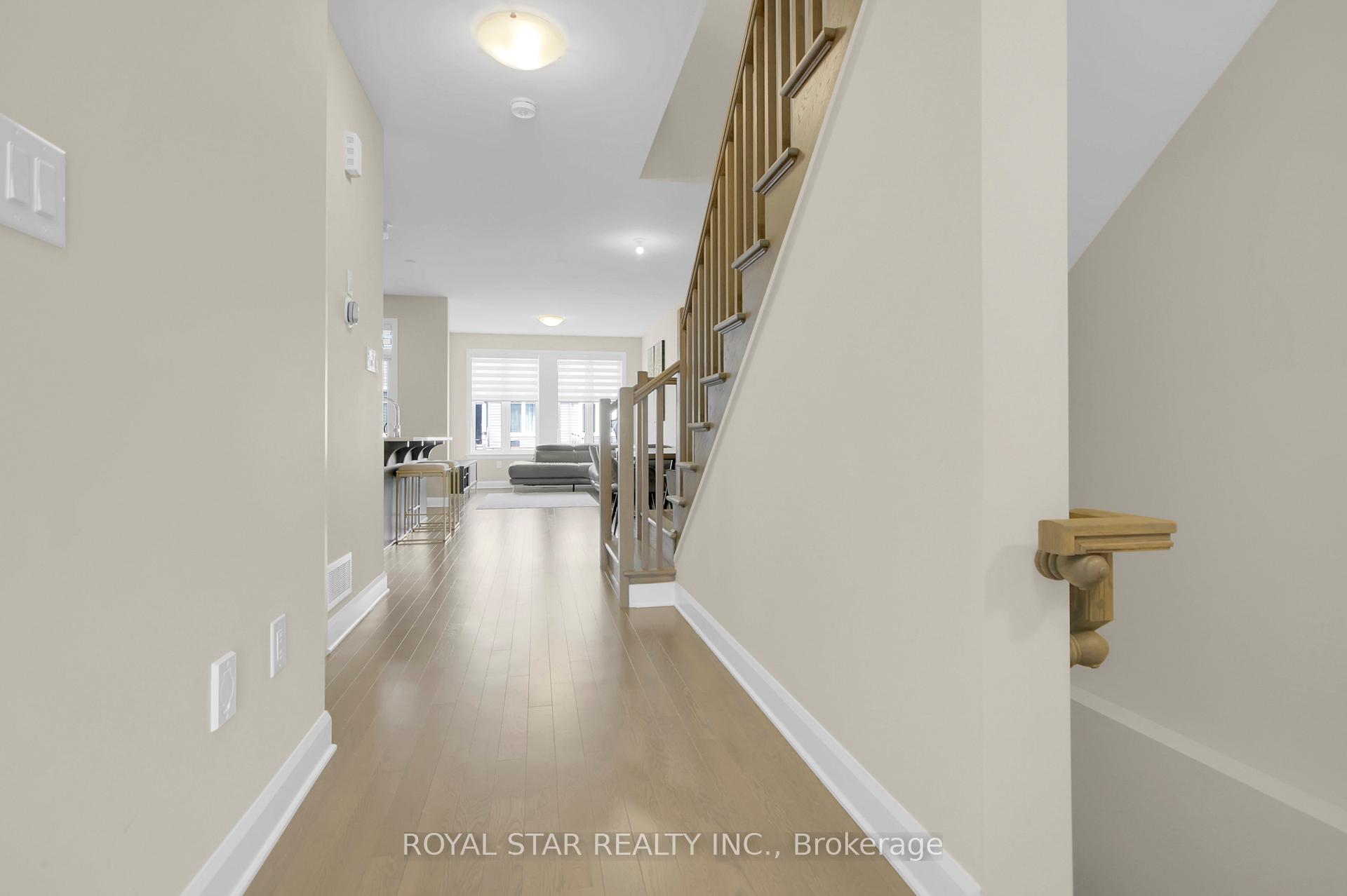 Photo 4 of 115 Angelonia Crescent, Ottawa, Blossom Park/Kemp Park/Findlay Creek — HOMEH