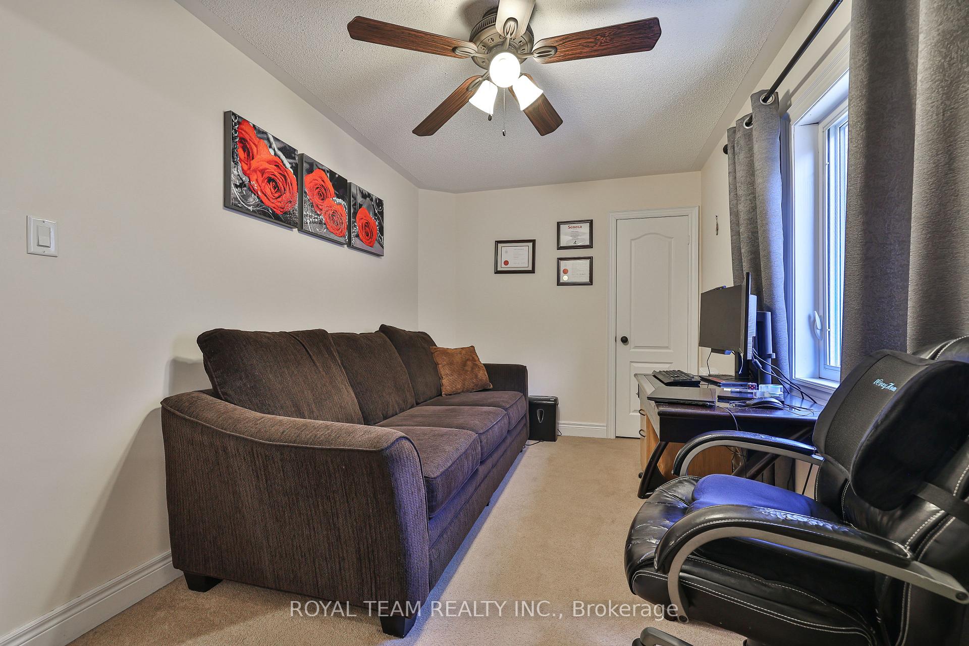 Photo 22 of 299 Bathurst Glen Drive W, Vaughan, Patterson — HOMEH