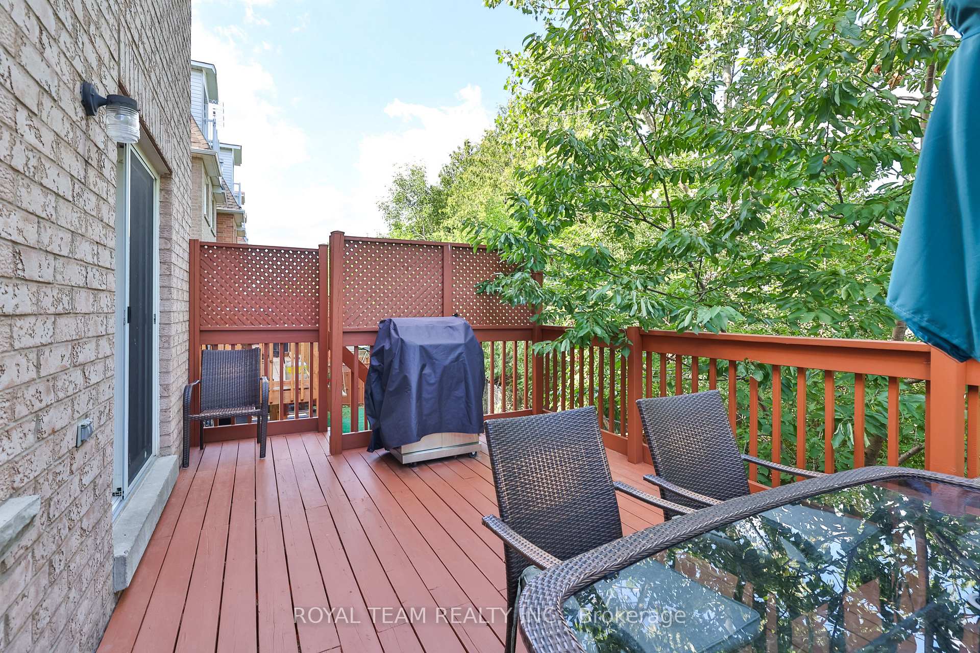 Photo 31 of 299 Bathurst Glen Drive W, Vaughan, Patterson — HOMEH