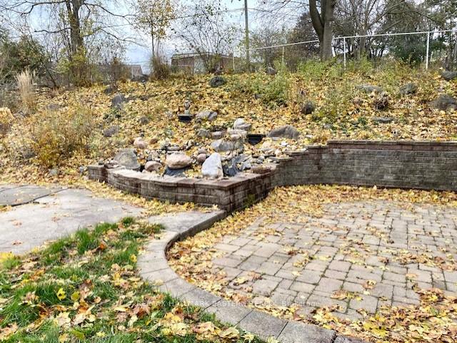 Photo 35 of 1186 Cartier Boulevard, Peterborough, Northcrest Ward 5 — HOMEH
