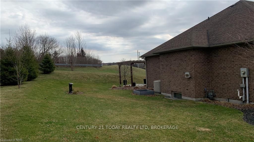 Photo 10 of 14 Adah Court, Welland, Prince Charles — HOMEH