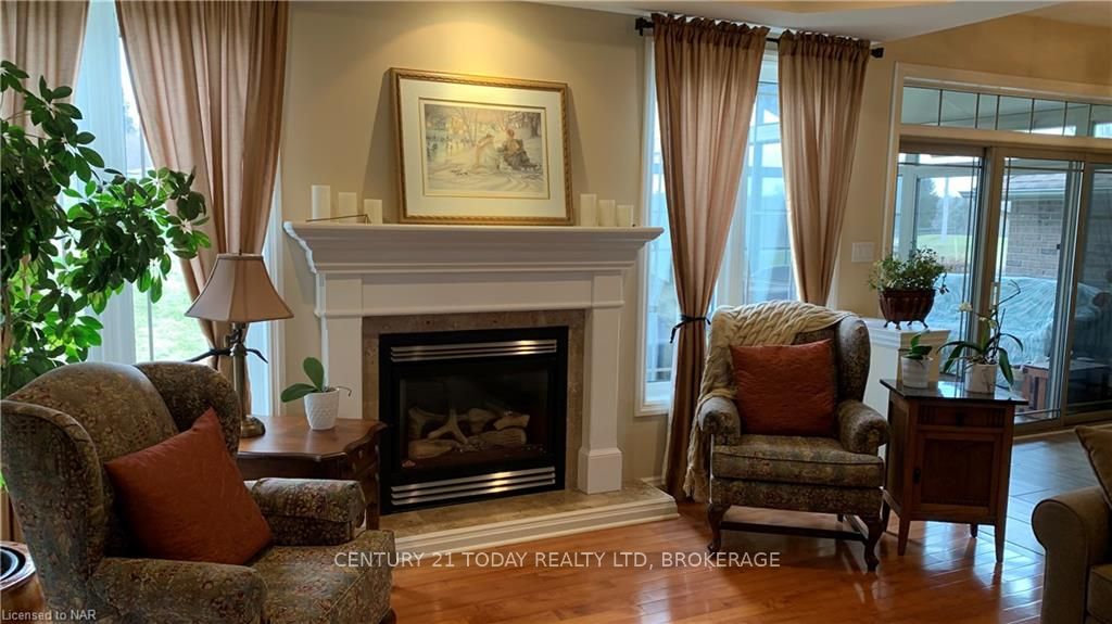 Photo 25 of 14 Adah Court, Welland, Prince Charles — HOMEH