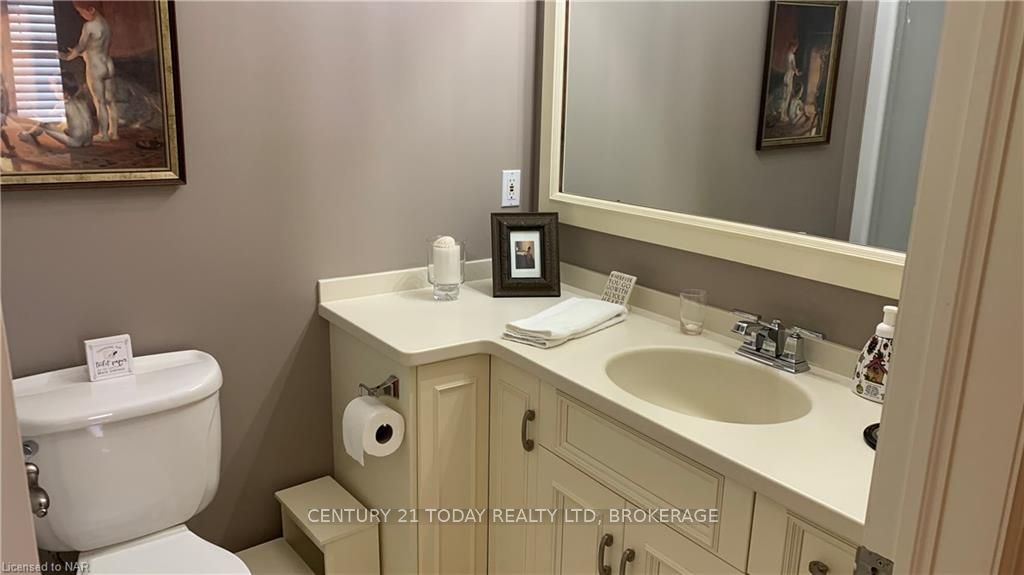 Photo 35 of 14 Adah Court, Welland, Prince Charles — HOMEH