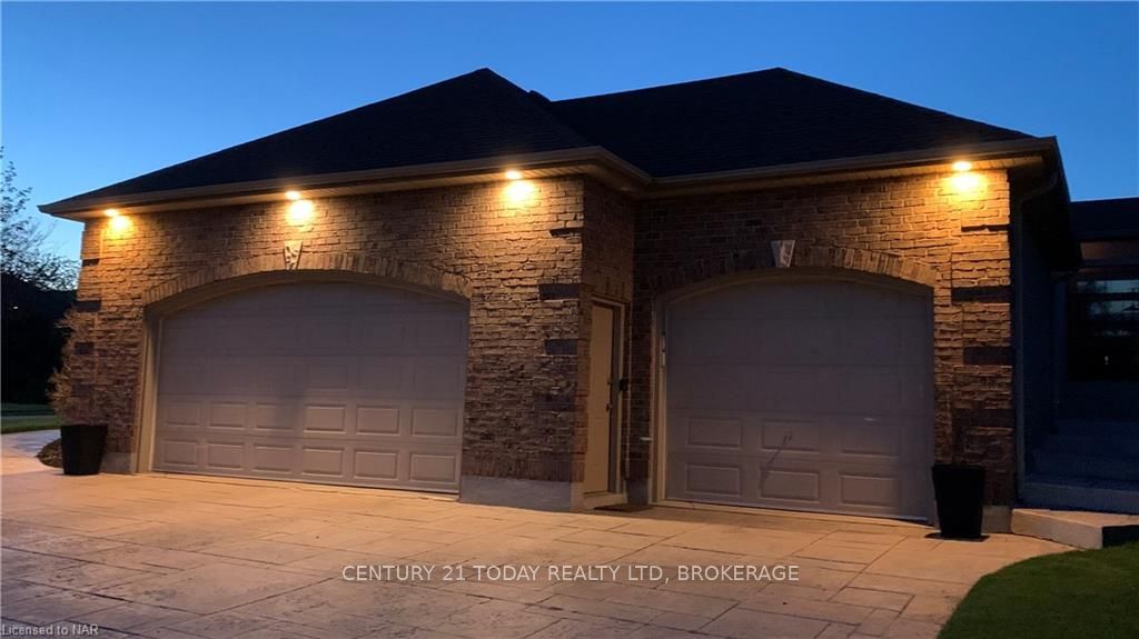 Photo 50 of 14 Adah Court, Welland, Prince Charles — HOMEH