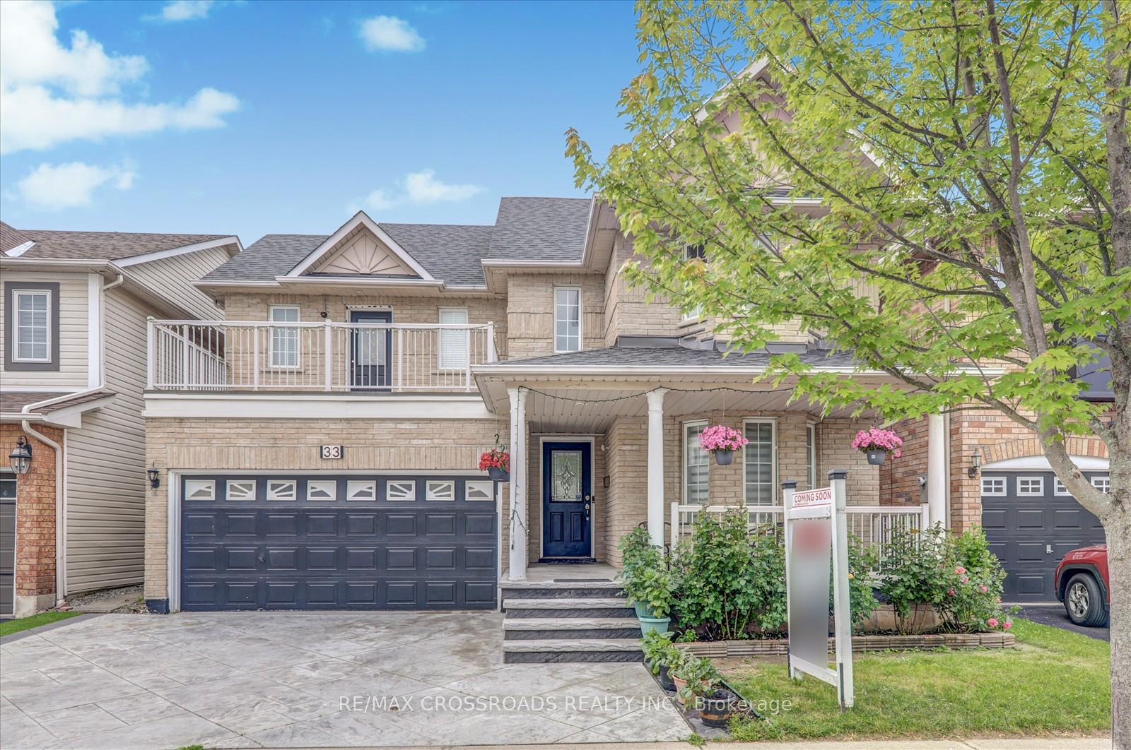 Photo 2 of 33 Greenhalf Drive, Ajax, South East — HOMEH