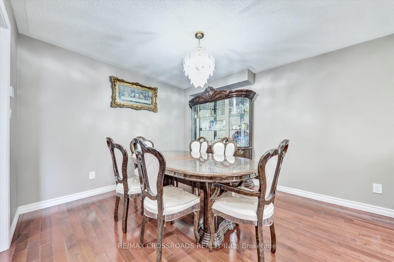 Photo 14 of 33 Greenhalf Drive, Ajax, South East — HOMEH