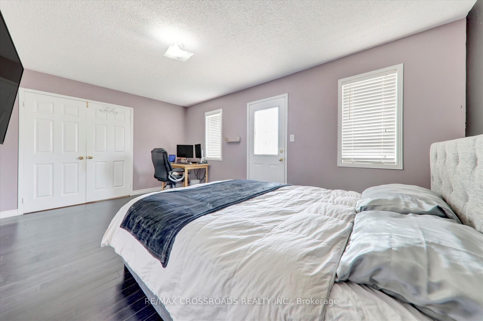 Photo 20 of 33 Greenhalf Drive, Ajax, South East — HOMEH
