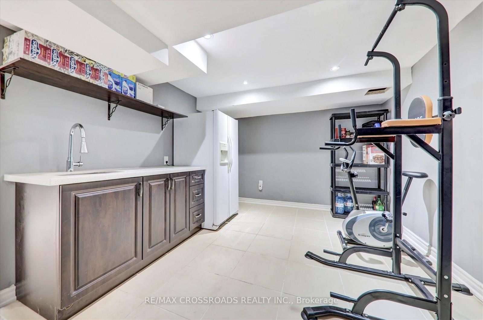 Photo 33 of 33 Greenhalf Drive, Ajax, South East — HOMEH