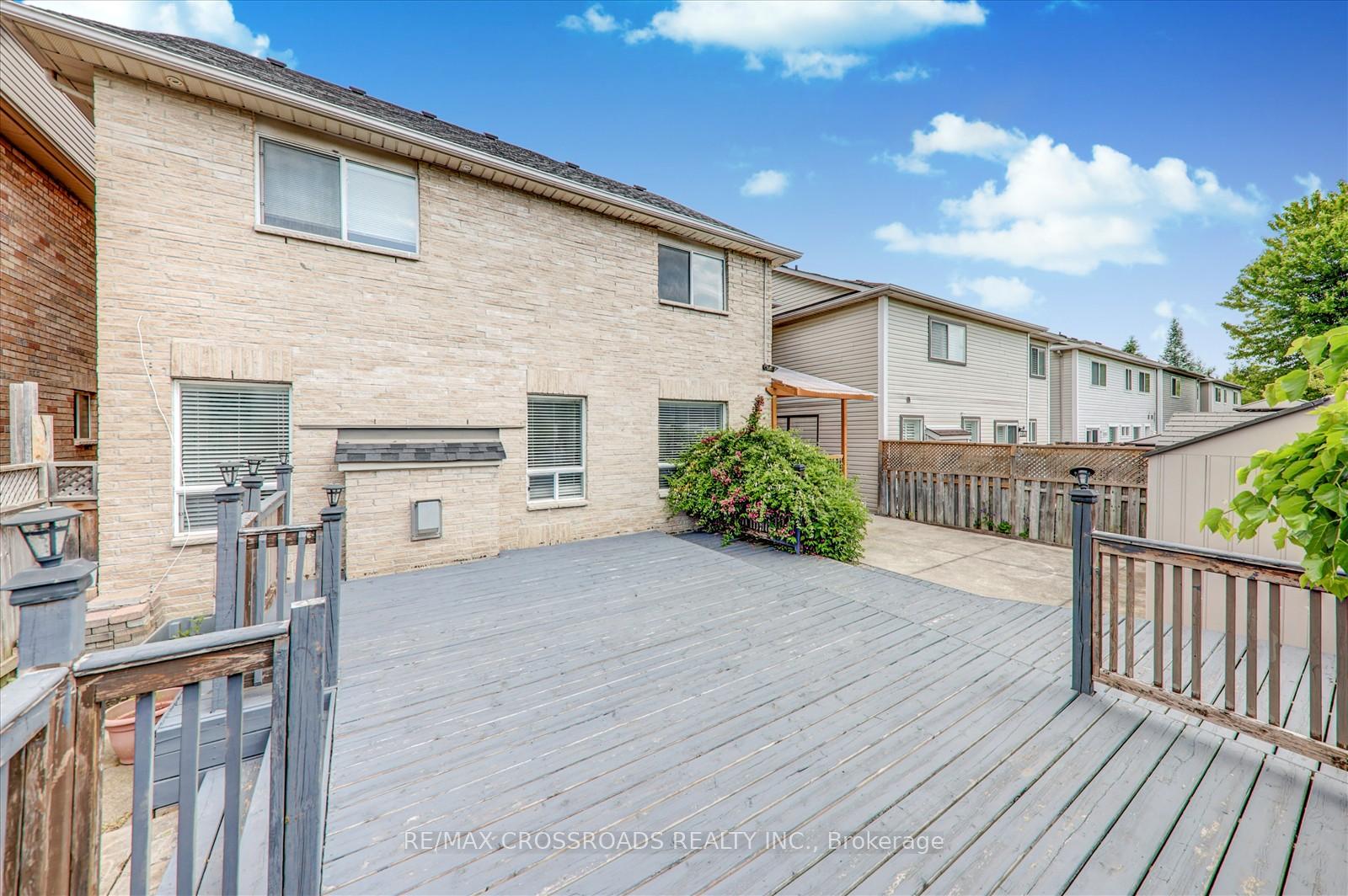 Photo 39 of 33 Greenhalf Drive, Ajax, South East — HOMEH