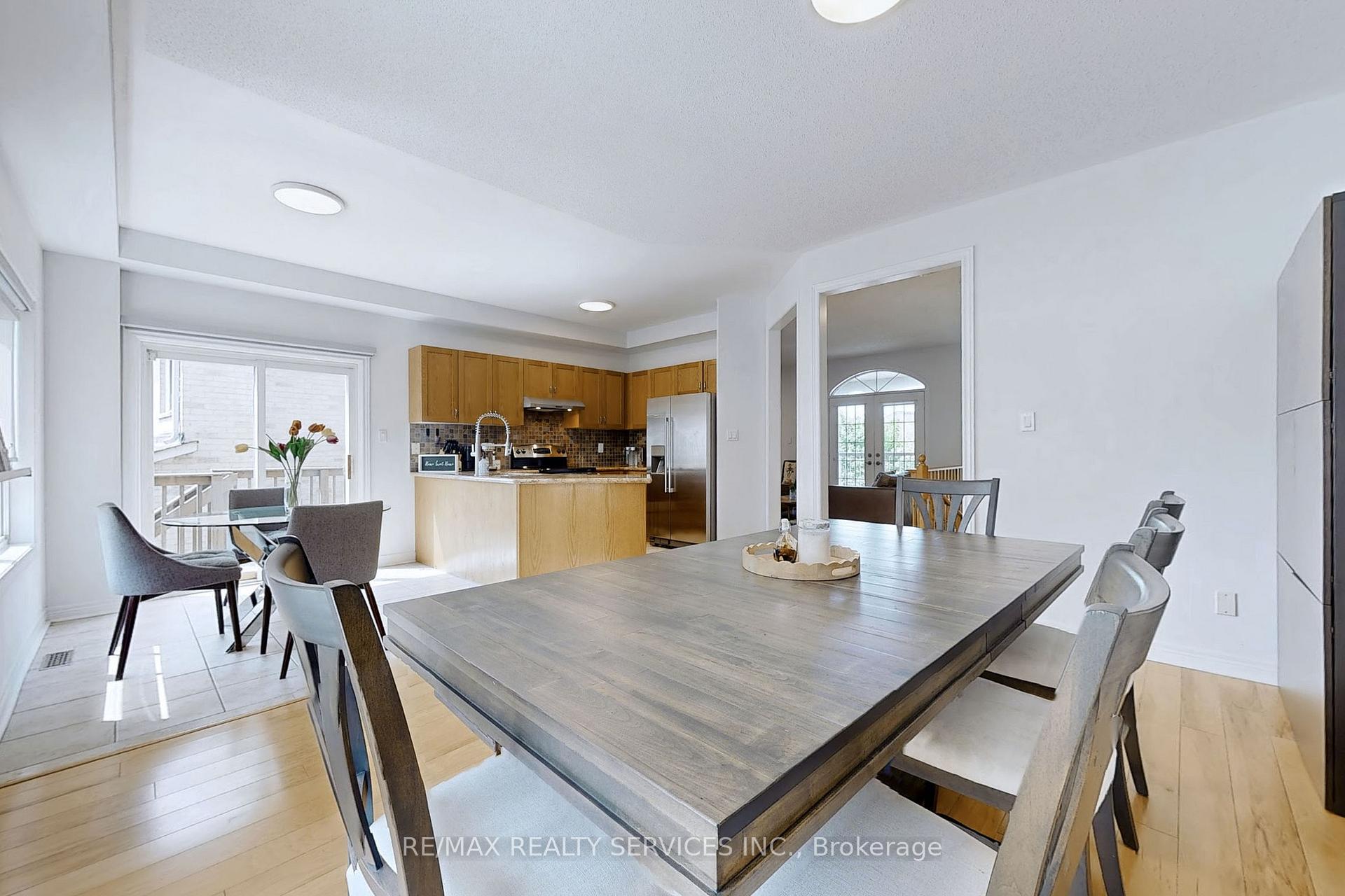 Photo 17 of 295 John Deisman Boulevard, Vaughan, Vellore Village — HOMEH