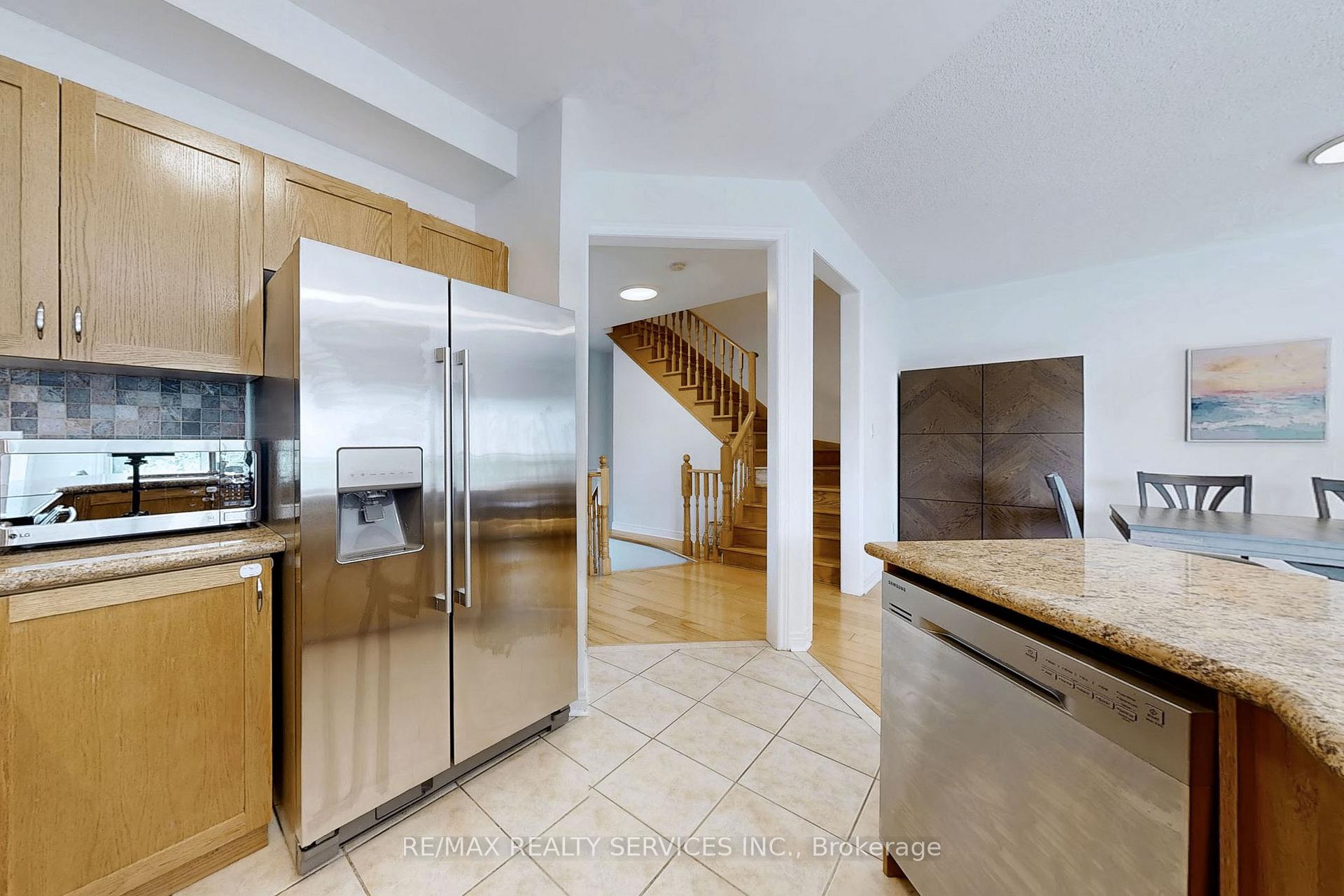 Photo 22 of 295 John Deisman Boulevard, Vaughan, Vellore Village — HOMEH