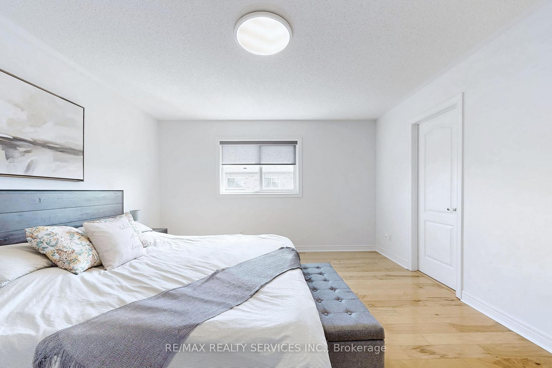 Photo 30 of 295 John Deisman Boulevard, Vaughan, Vellore Village — HOMEH