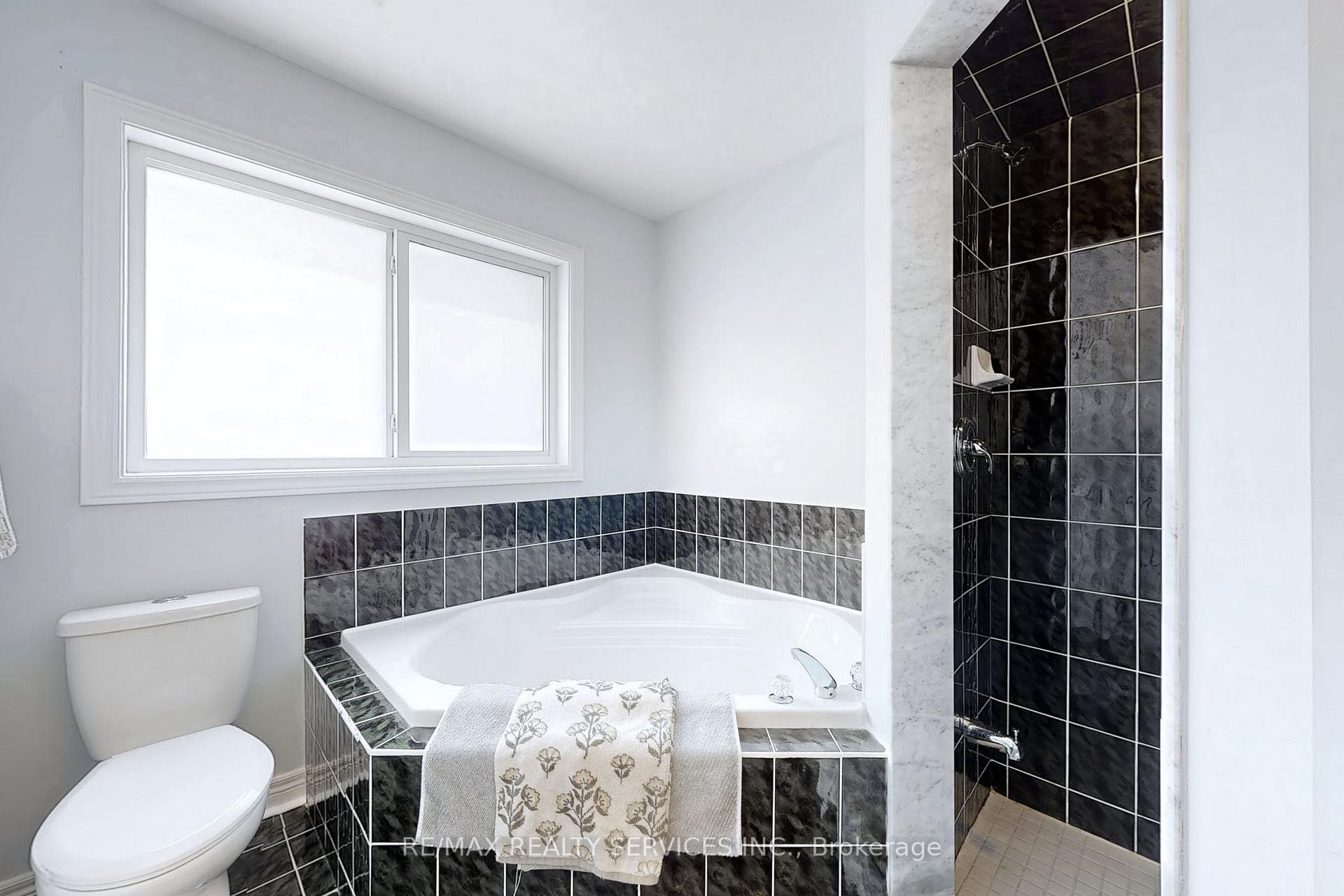 Photo 32 of 295 John Deisman Boulevard, Vaughan, Vellore Village — HOMEH