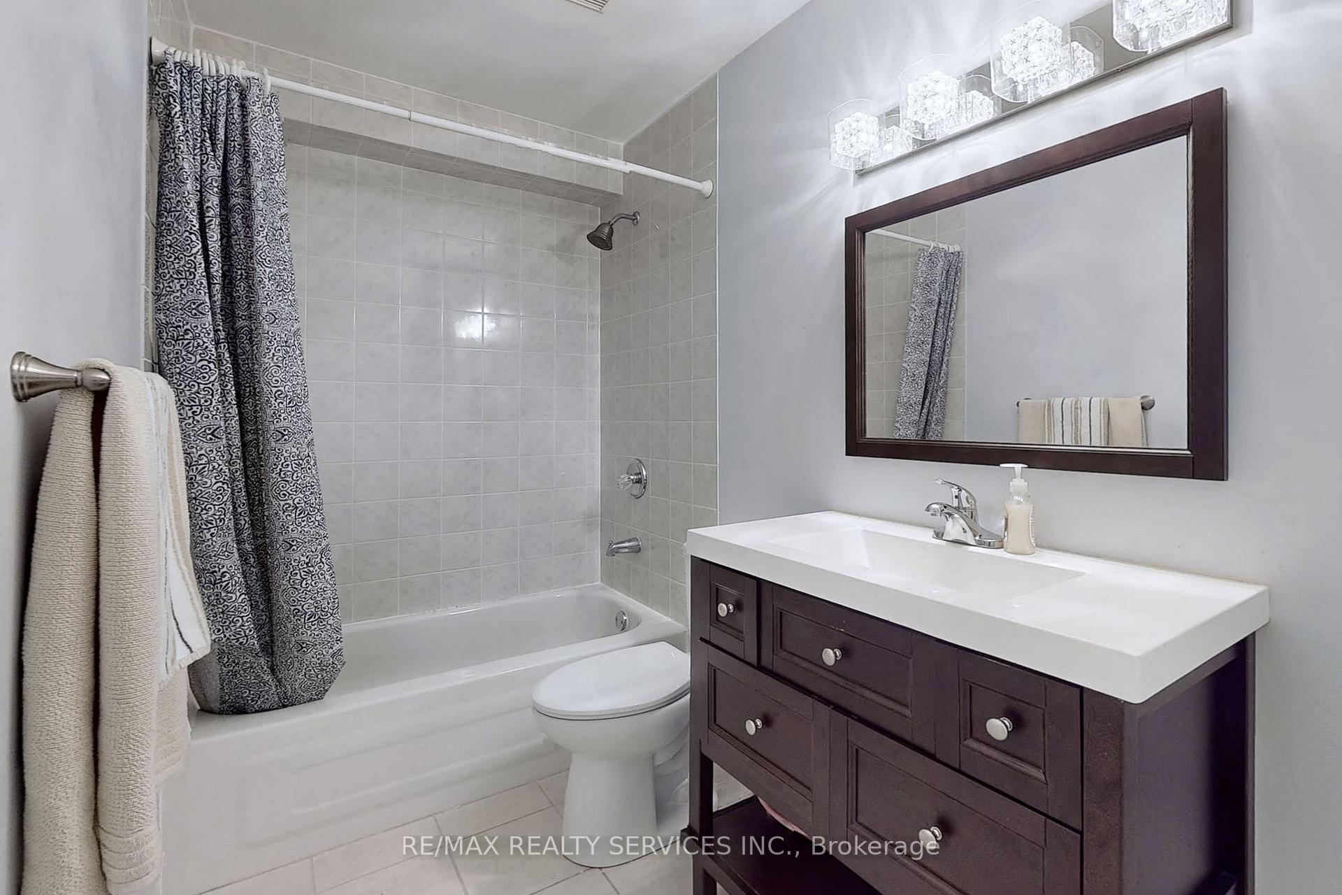 Photo 43 of 295 John Deisman Boulevard, Vaughan, Vellore Village — HOMEH