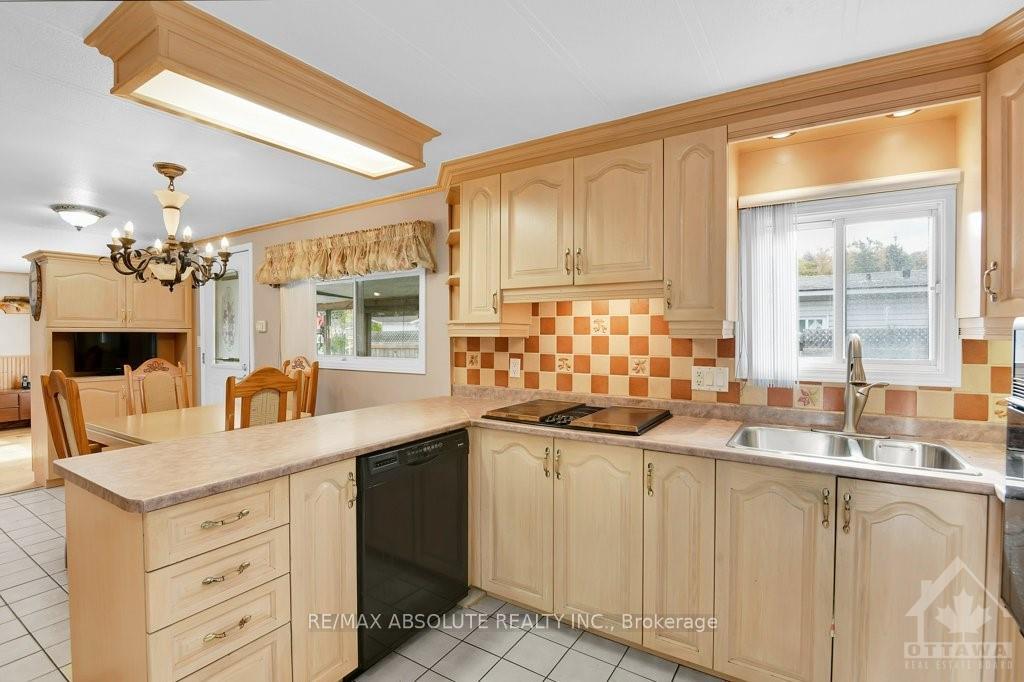 Photo 3 of Unit 86, 3535 St Joseph Boulevard, Ottawa, Fallingbrook/Ridgemount — HOMEH
