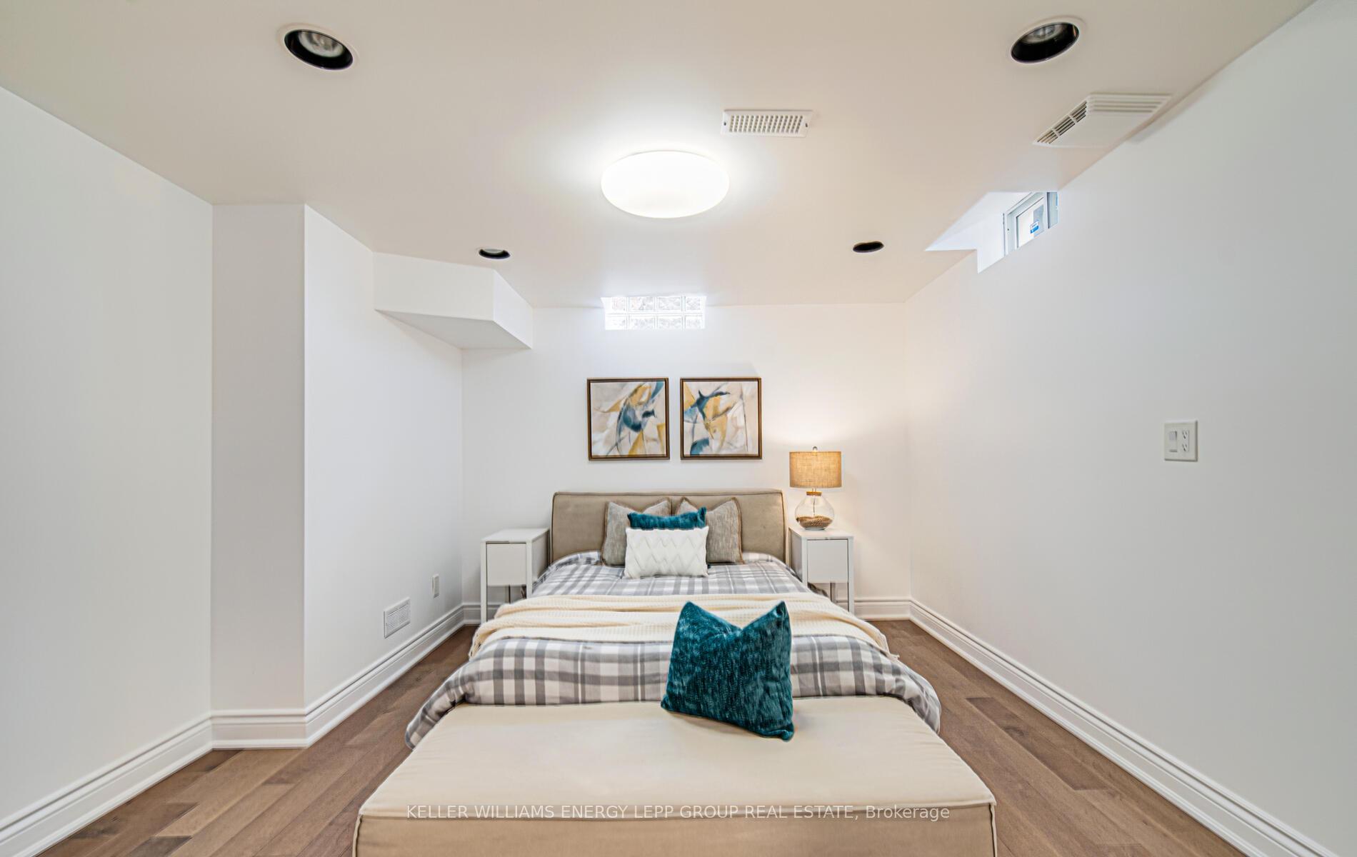 Photo 42 of 12 O'malley Crescent, Whitby, Pringle Creek — HOMEH