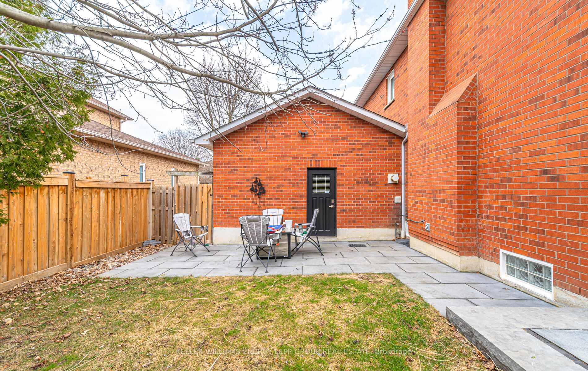 Photo 47 of 12 O'malley Crescent, Whitby, Pringle Creek — HOMEH