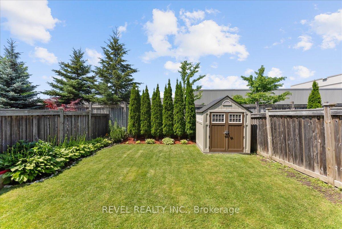 Photo 33 of 68 Elliottglen Drive, Ajax, Northeast Ajax — HOMEH