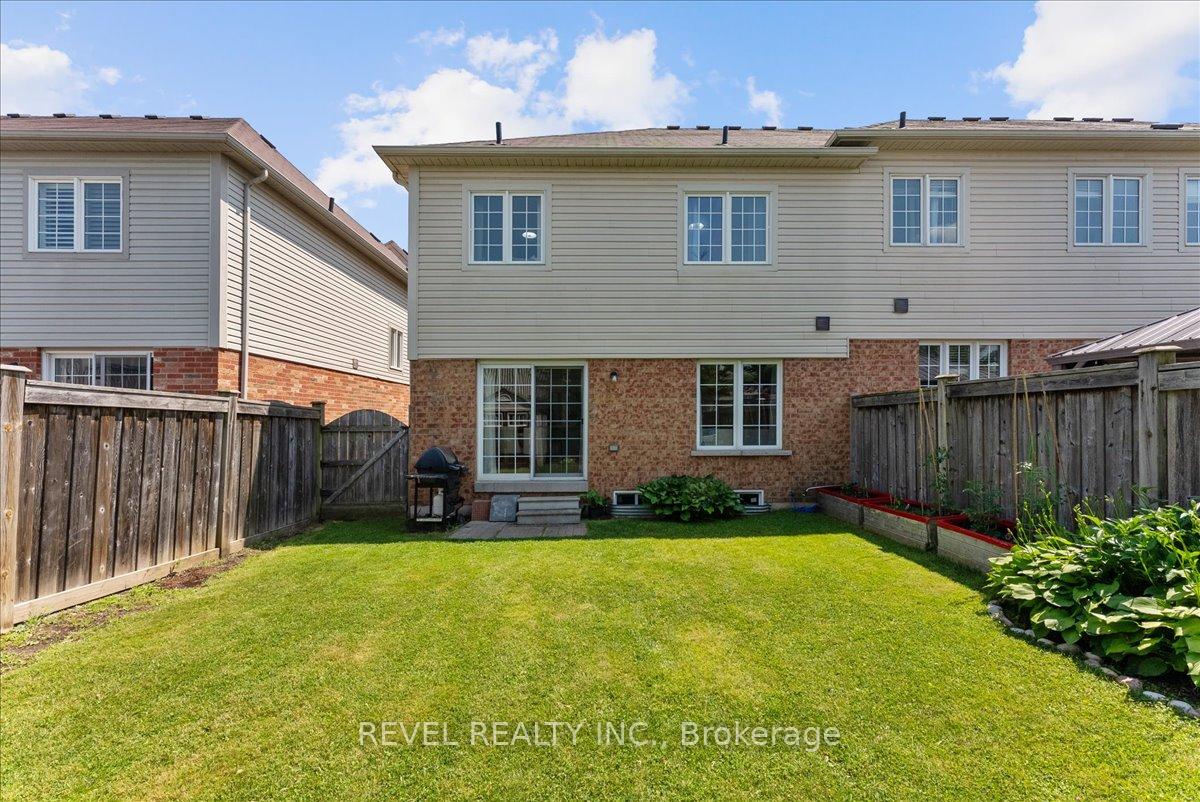Photo 36 of 68 Elliottglen Drive, Ajax, Northeast Ajax — HOMEH
