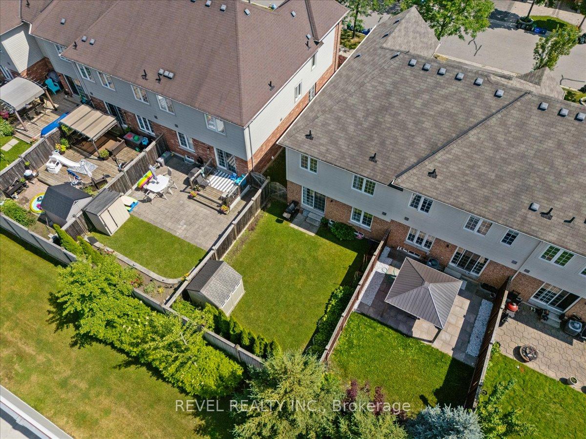 Photo 37 of 68 Elliottglen Drive, Ajax, Northeast Ajax — HOMEH