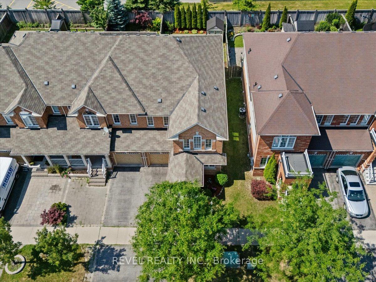 Photo 40 of 68 Elliottglen Drive, Ajax, Northeast Ajax — HOMEH