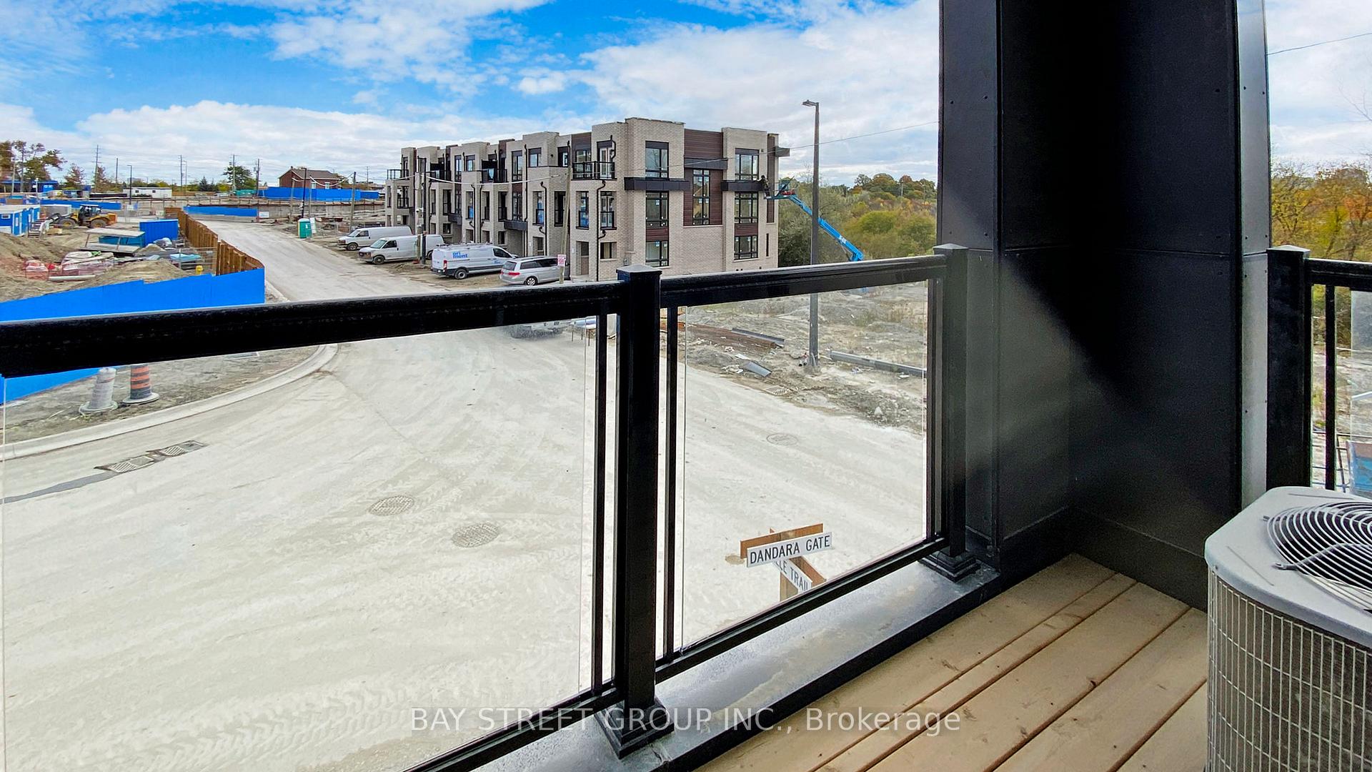 Photo 13 of 4 Dandara Gate, Vaughan, Steeles West Industrial — HOMEH