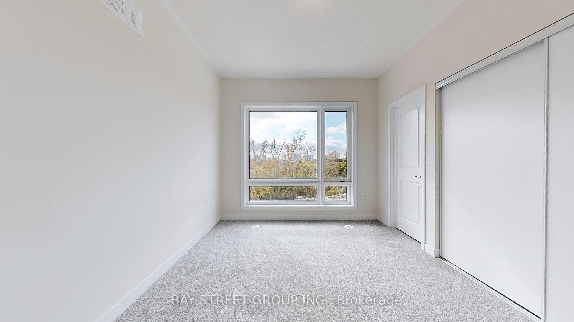 Photo 19 of 4 Dandara Gate, Vaughan, Steeles West Industrial — HOMEH