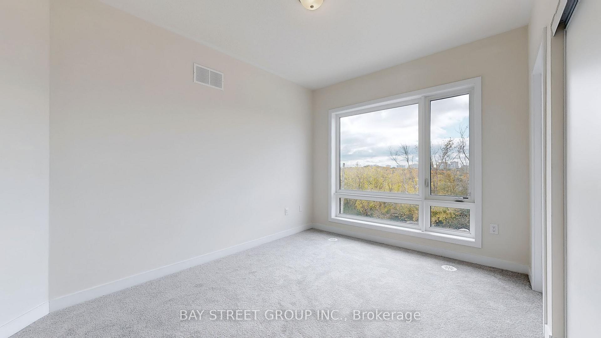 Photo 20 of 4 Dandara Gate, Vaughan, Steeles West Industrial — HOMEH