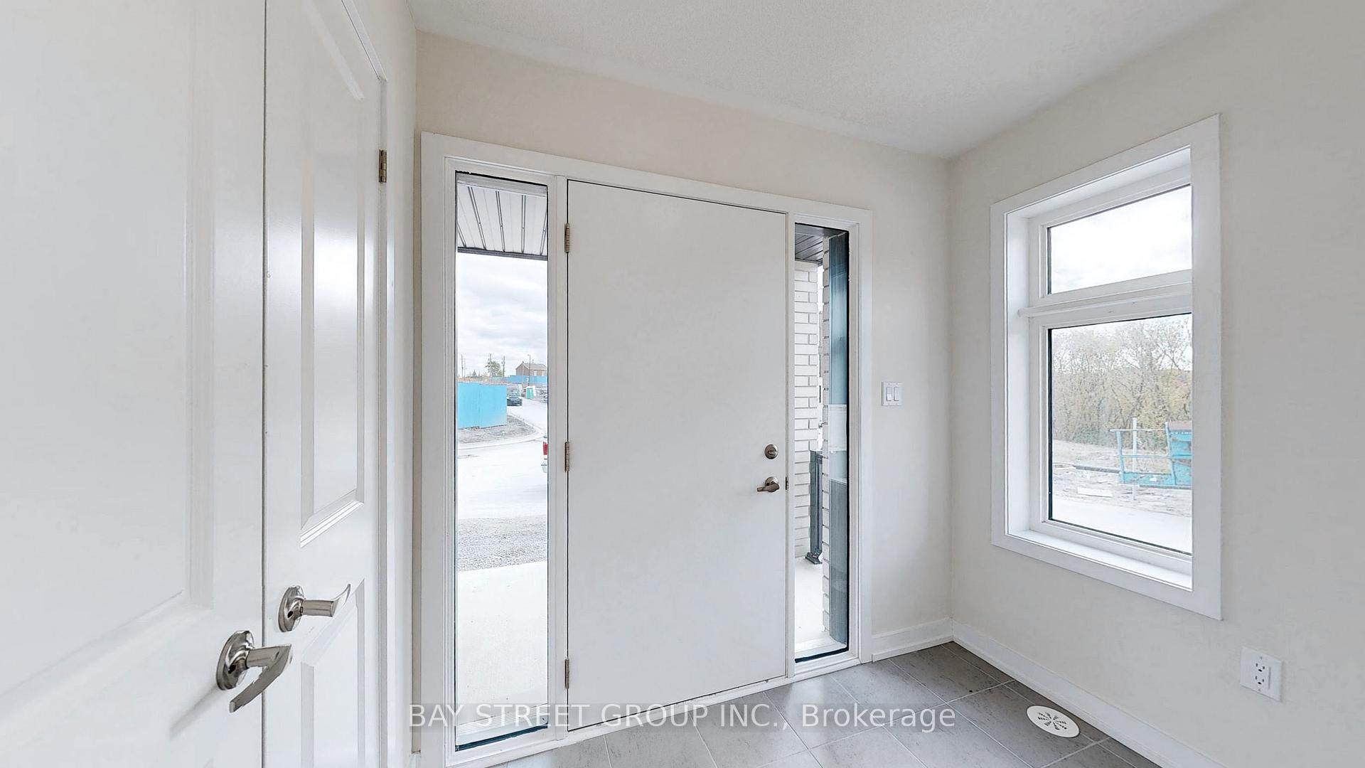 Photo 38 of 4 Dandara Gate, Vaughan, Steeles West Industrial — HOMEH