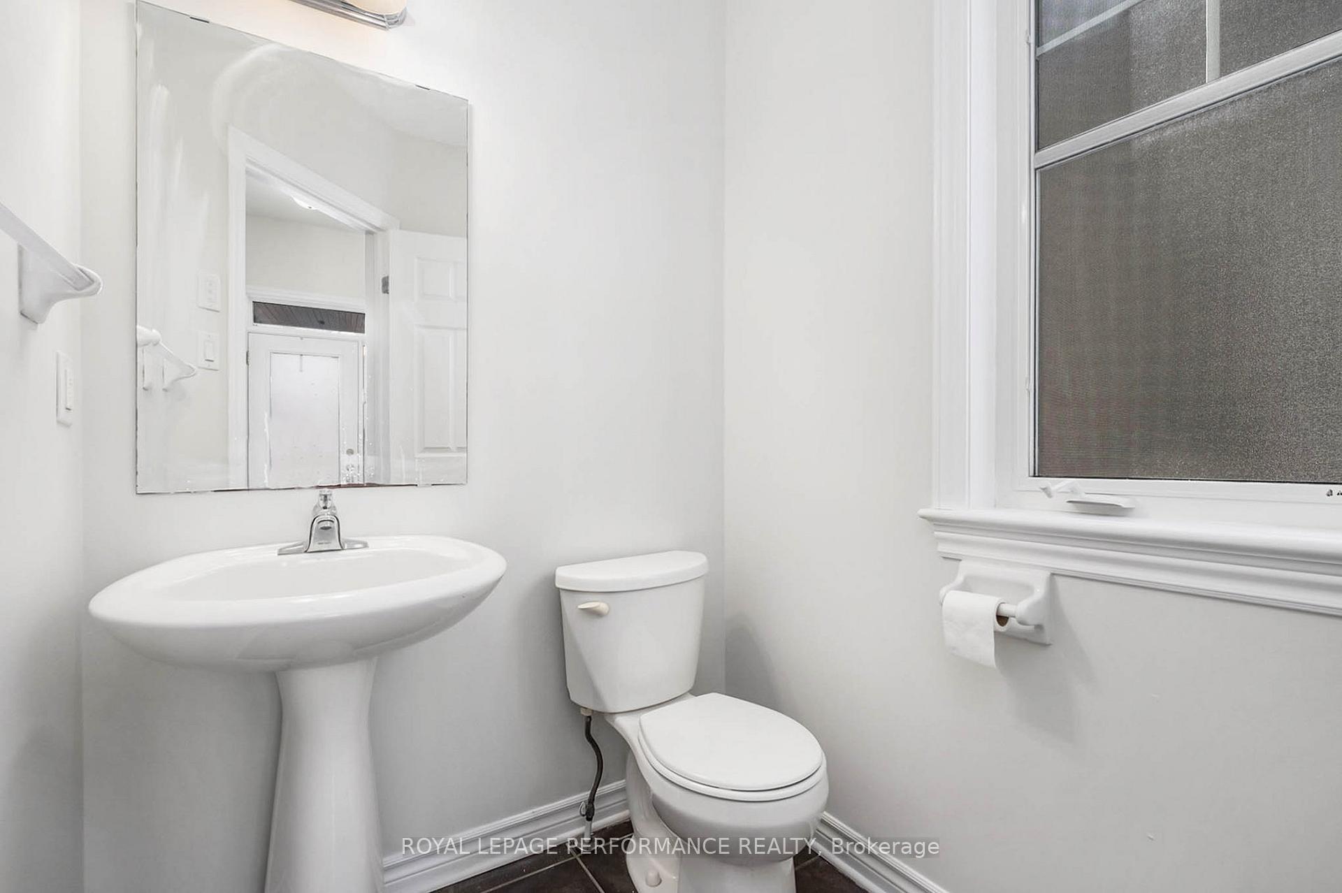 Photo 9 of 441 Rochefort Circle, Ottawa, Avalon West — HOMEH
