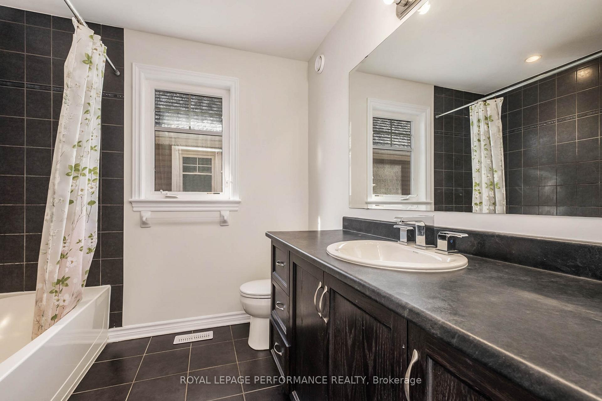Photo 24 of 441 Rochefort Circle, Ottawa, Avalon West — HOMEH