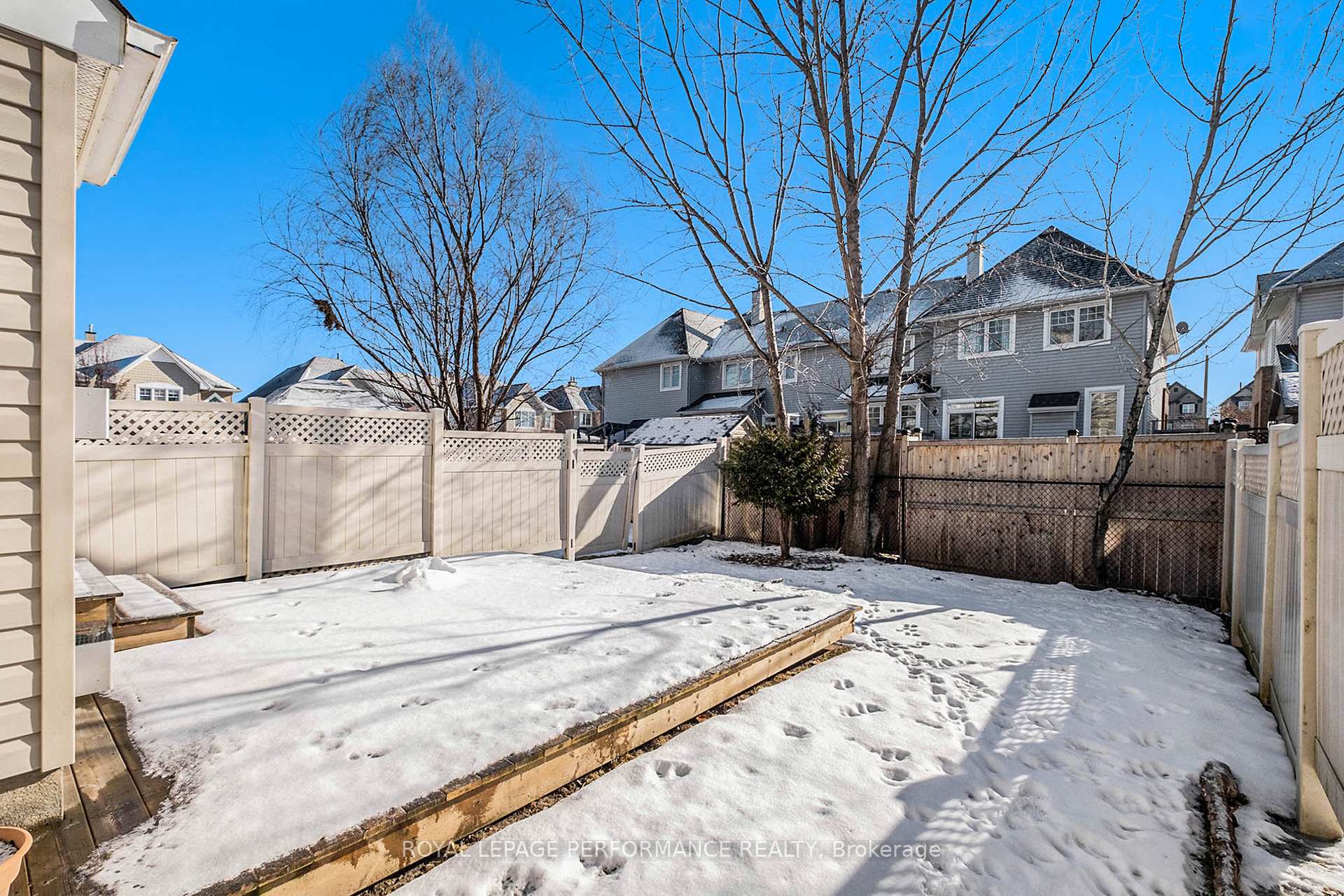 Photo 30 of 441 Rochefort Circle, Ottawa, Avalon West — HOMEH