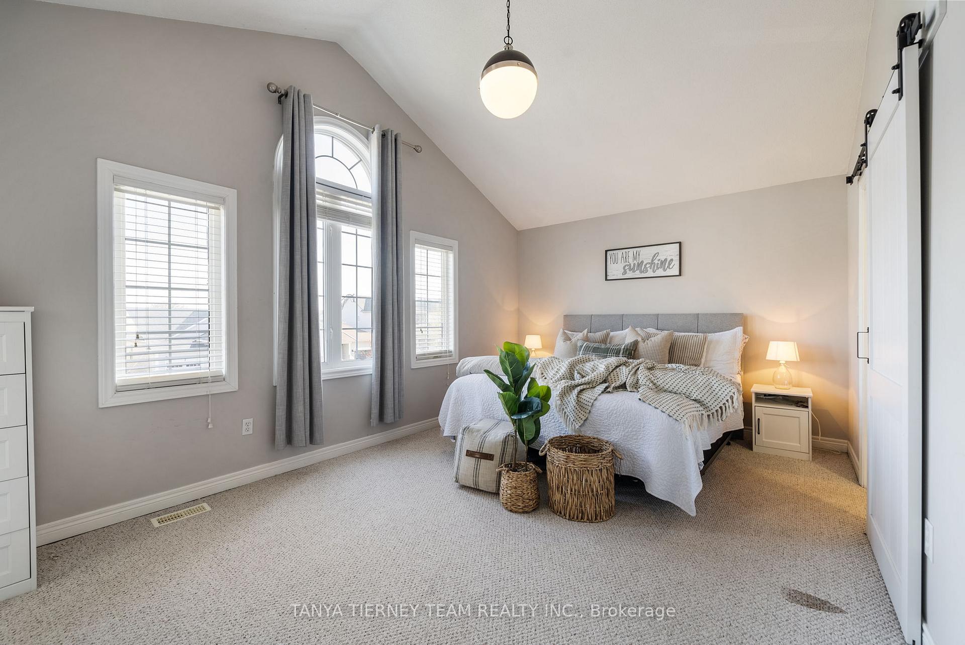 Photo 24 of 6 Mikayla Crescent, Whitby, Brooklin — HOMEH