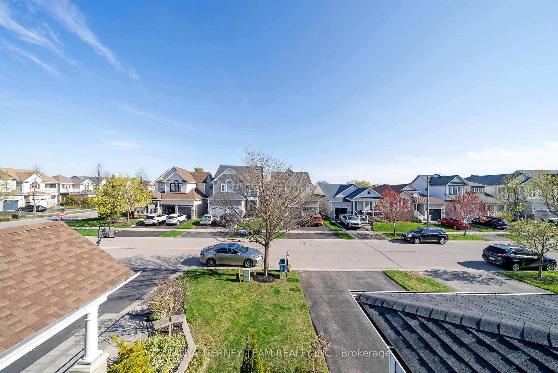 Photo 30 of 6 Mikayla Crescent, Whitby, Brooklin — HOMEH