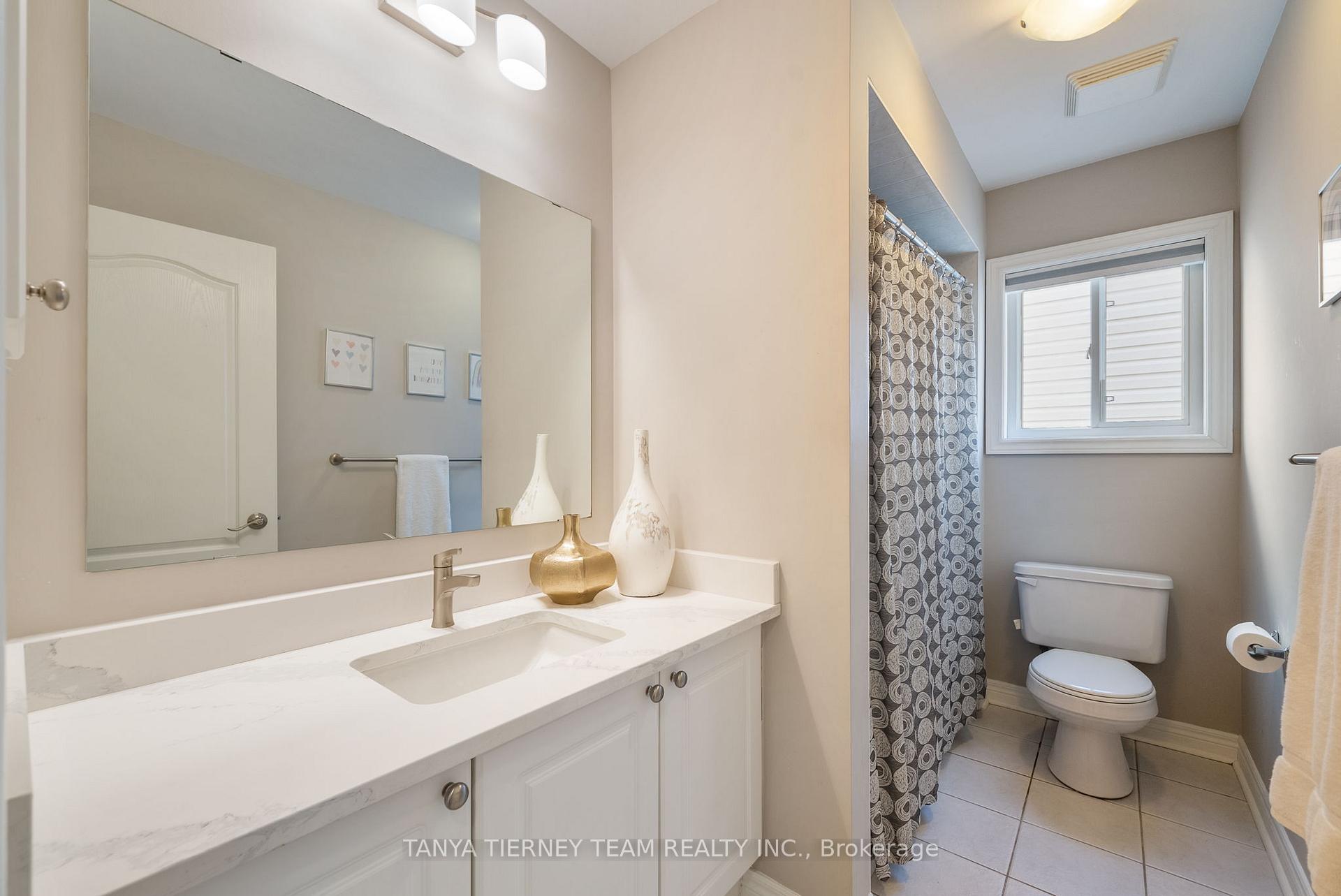 Photo 35 of 6 Mikayla Crescent, Whitby, Brooklin — HOMEH