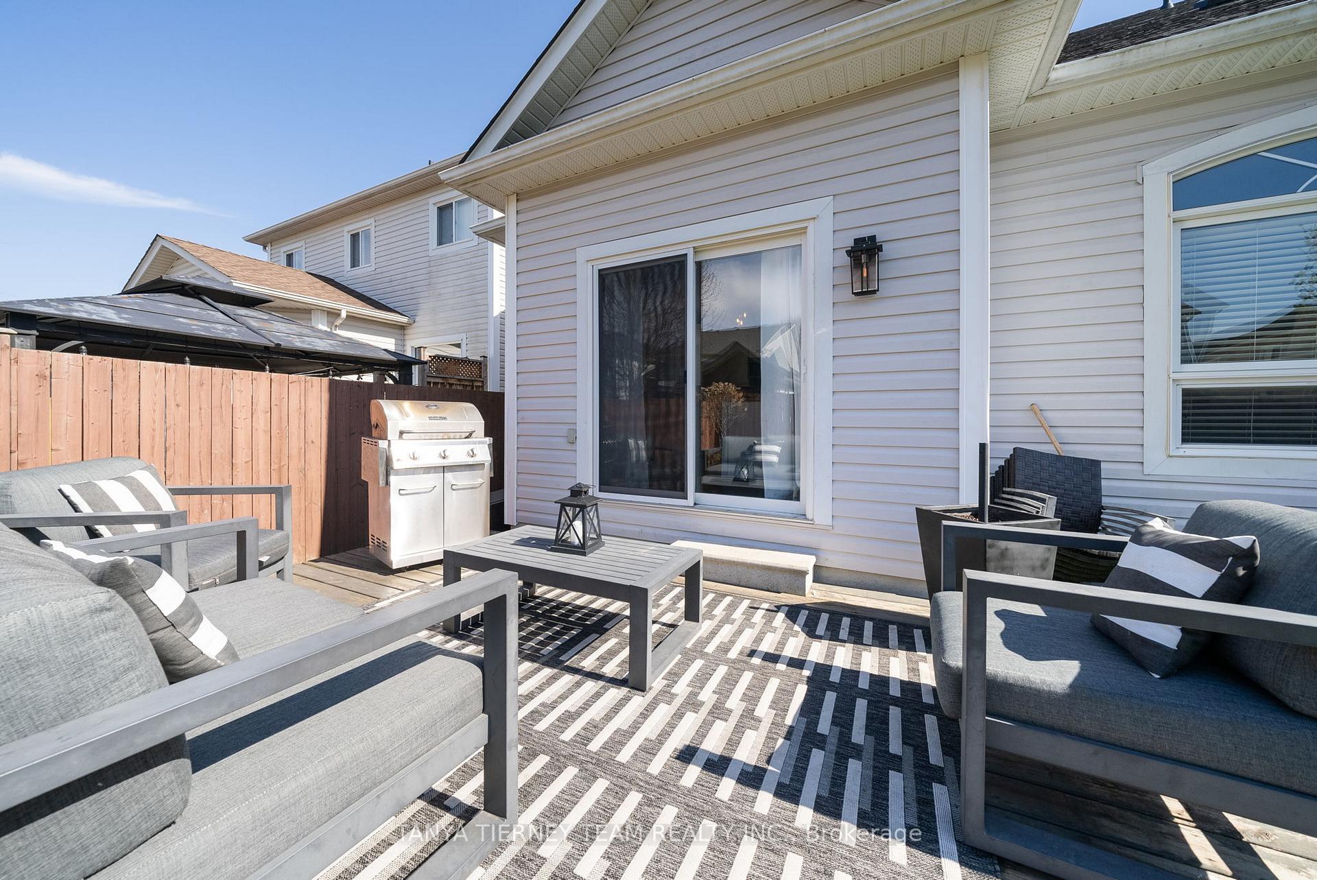 Photo 37 of 6 Mikayla Crescent, Whitby, Brooklin — HOMEH