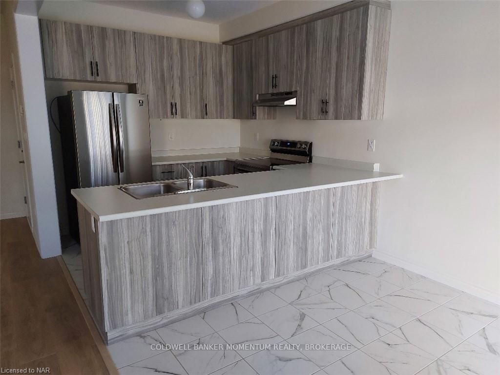 Photo 9 of 100 Tumblewood Place, Welland, Dain City — HOMEH