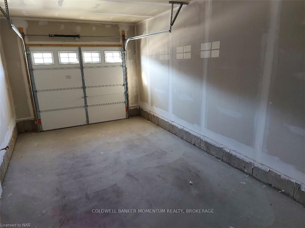 Photo 12 of 100 Tumblewood Place, Welland, Dain City — HOMEH
