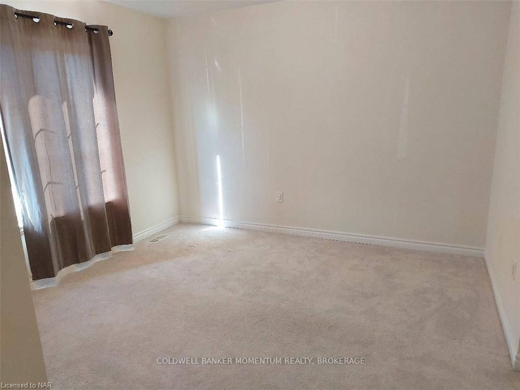 Photo 14 of 100 Tumblewood Place, Welland, Dain City — HOMEH