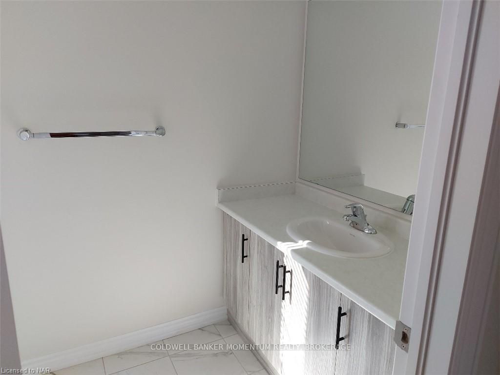 Photo 17 of 100 Tumblewood Place, Welland, Dain City — HOMEH