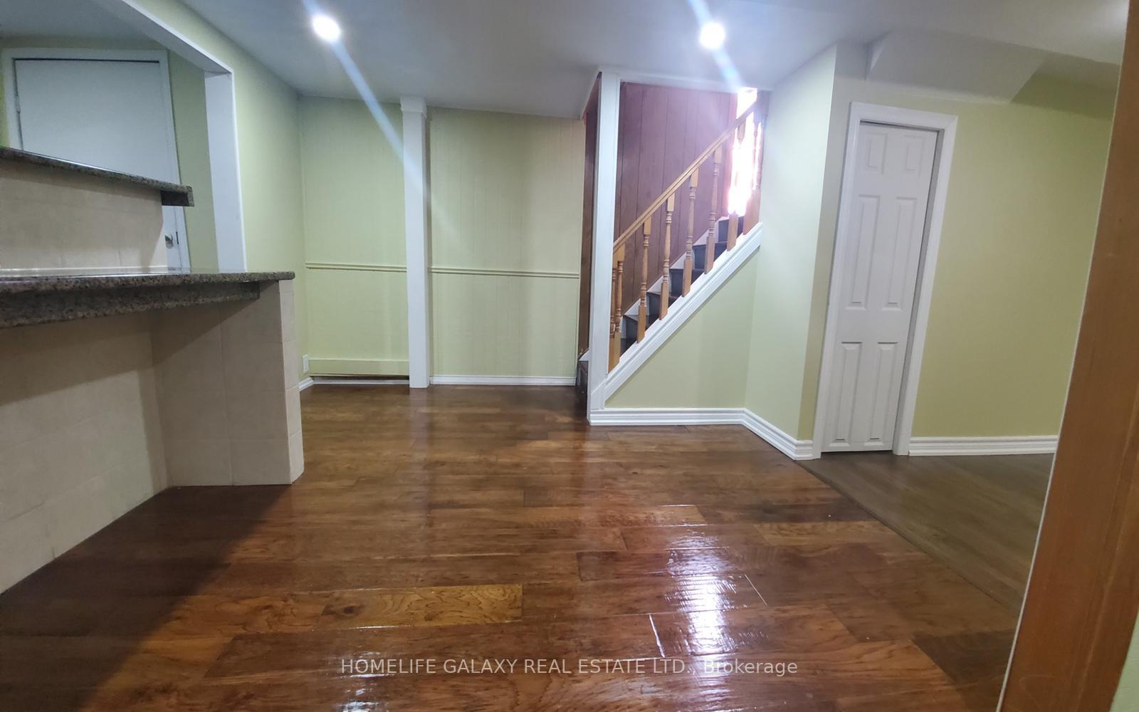 Photo 4 of Unit Bsmt, 59 Cayuga Avenue, Oshawa, Samac — HOMEH