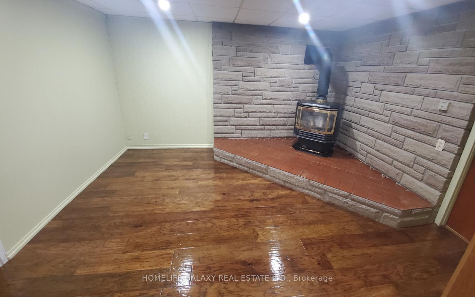 Photo 5 of Unit Bsmt, 59 Cayuga Avenue, Oshawa, Samac — HOMEH