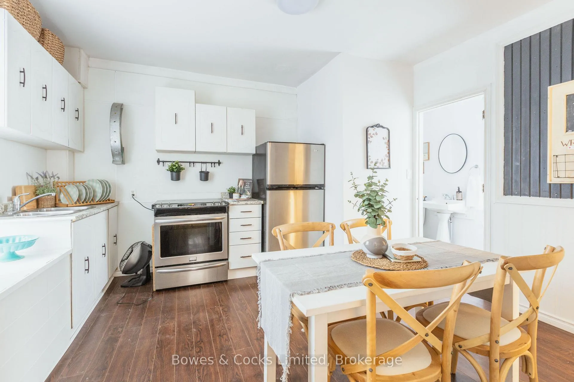 Photo 15 of 1049 High Street, Peterborough, Otonabee Ward 1 — HOMEH
