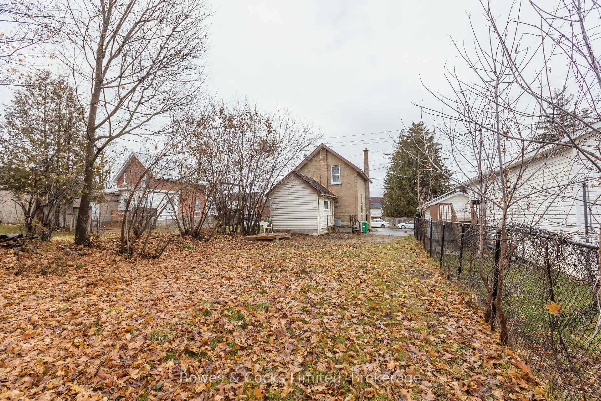 Photo 41 of 1049 High Street, Peterborough, Otonabee Ward 1 — HOMEH