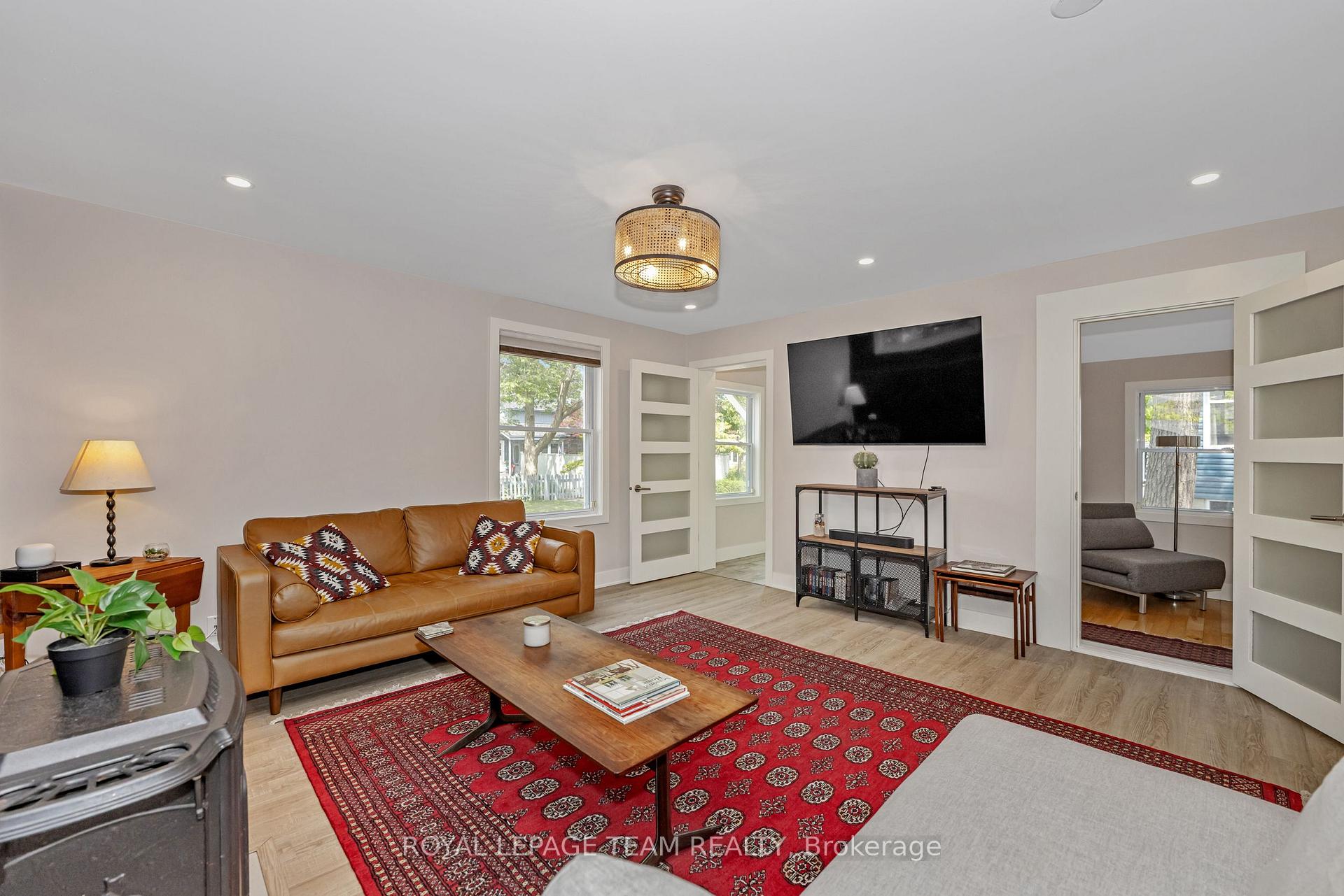 Photo 9 of 2748 Rowatt Street, Ottawa, Britannia — HOMEH