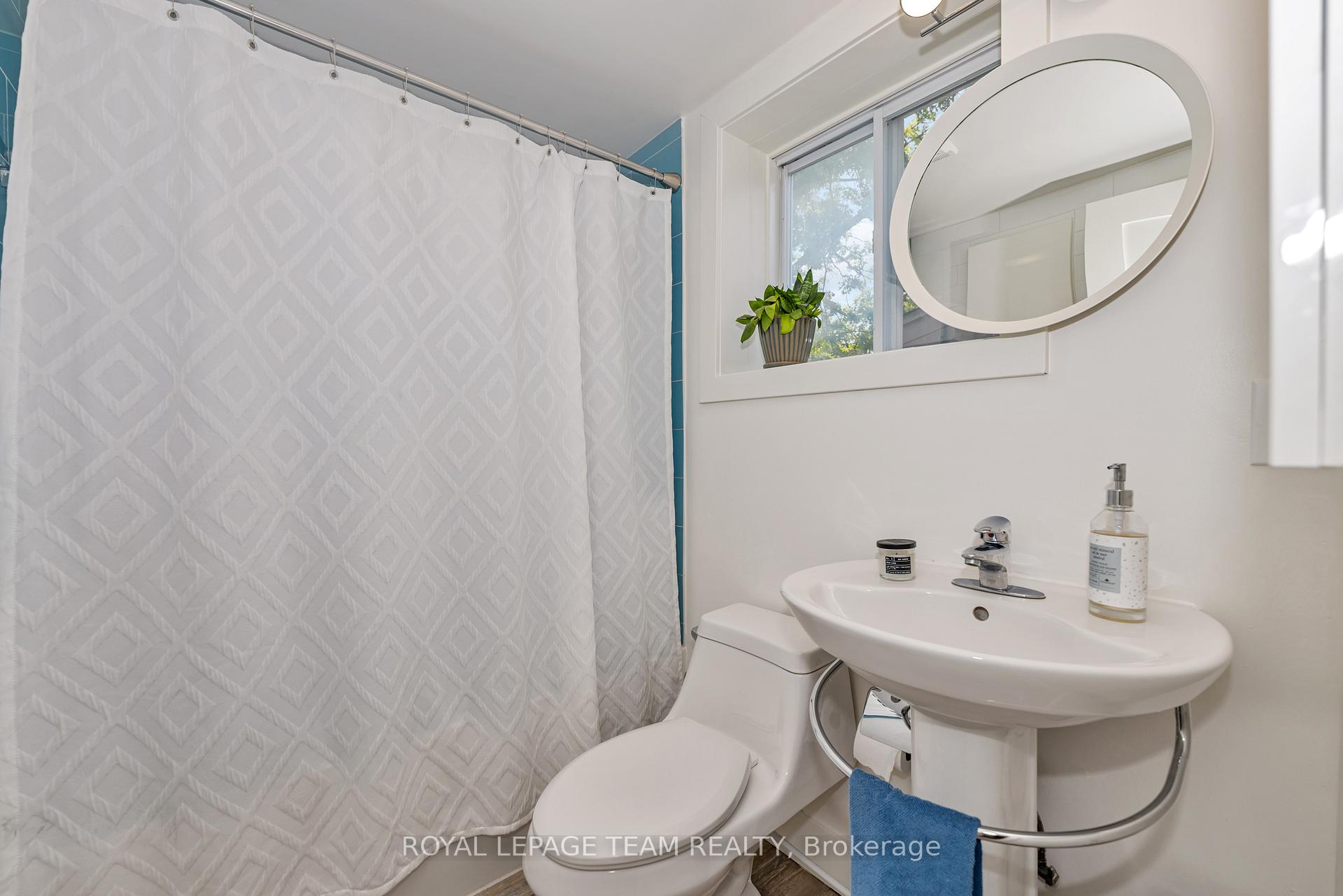Photo 24 of 2748 Rowatt Street, Ottawa, Britannia — HOMEH