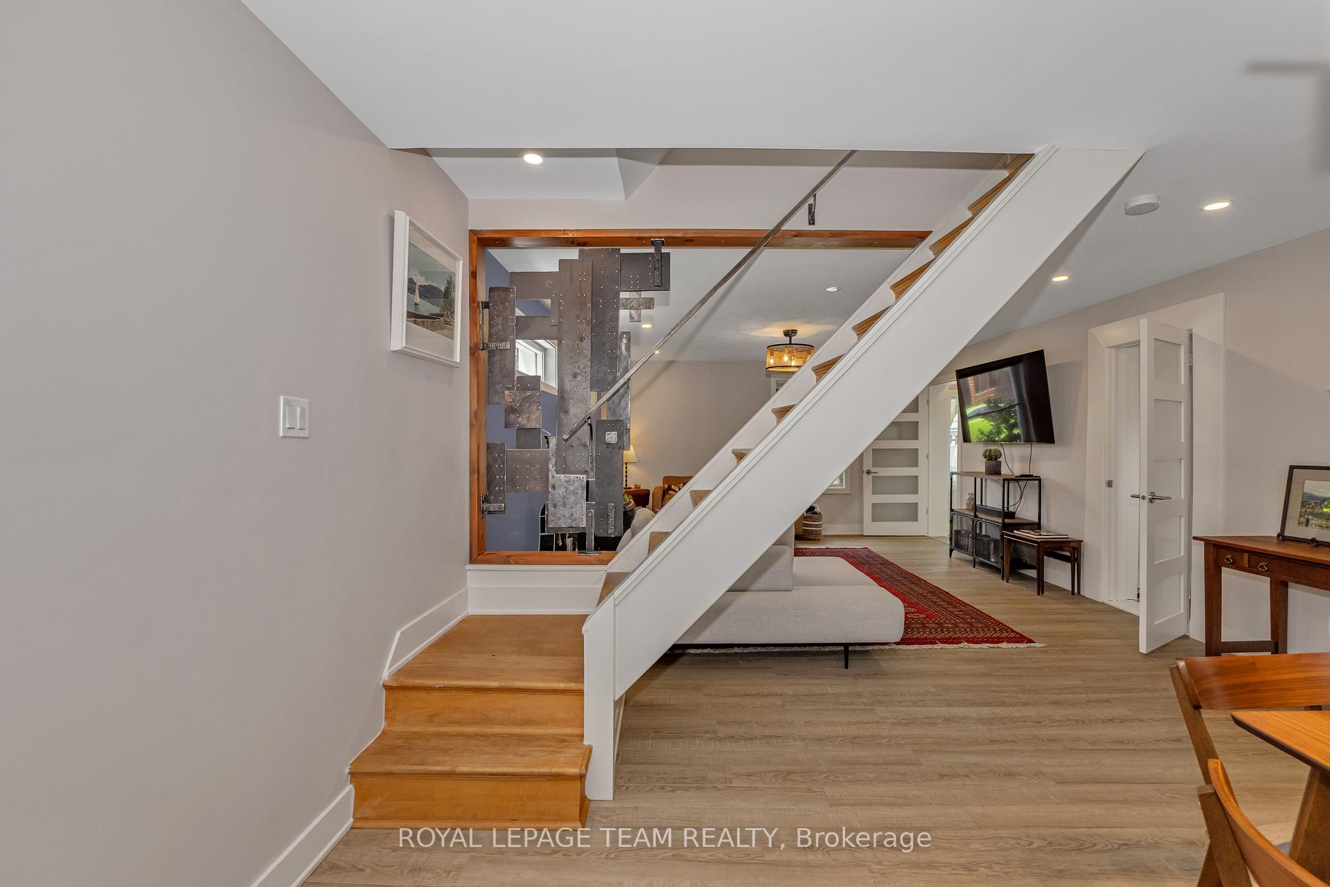 Photo 21 of 2748 Rowatt Street, Ottawa, Britannia — HOMEH