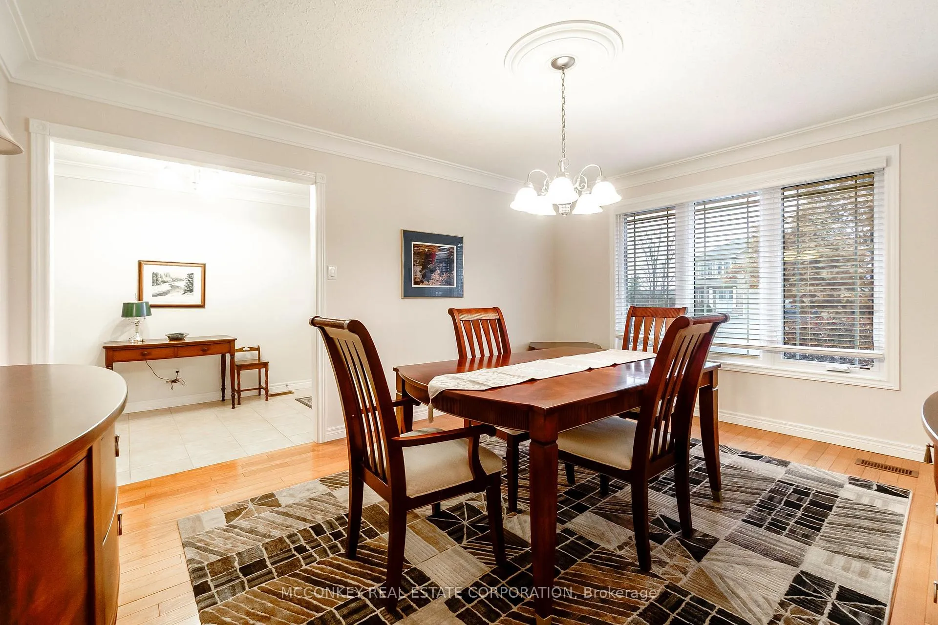Photo 8 of 1587 Scollard Crescent, Peterborough, Ashburnham Ward 4 — HOMEH